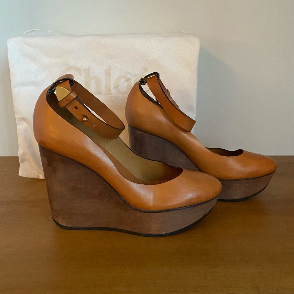 Chloé Closed Toe Wedges - Tucson Calf Leather
